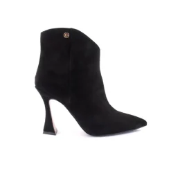 Botins*DIFFERENT Botim