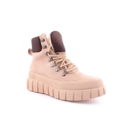 Botins*ISTERIA Botim