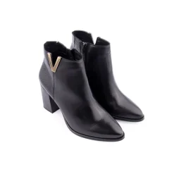 Botins*OII! Botim Preto