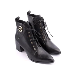 Botins*OII! Botim Preto