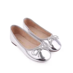 Menina*LAPIERCE Sabrina